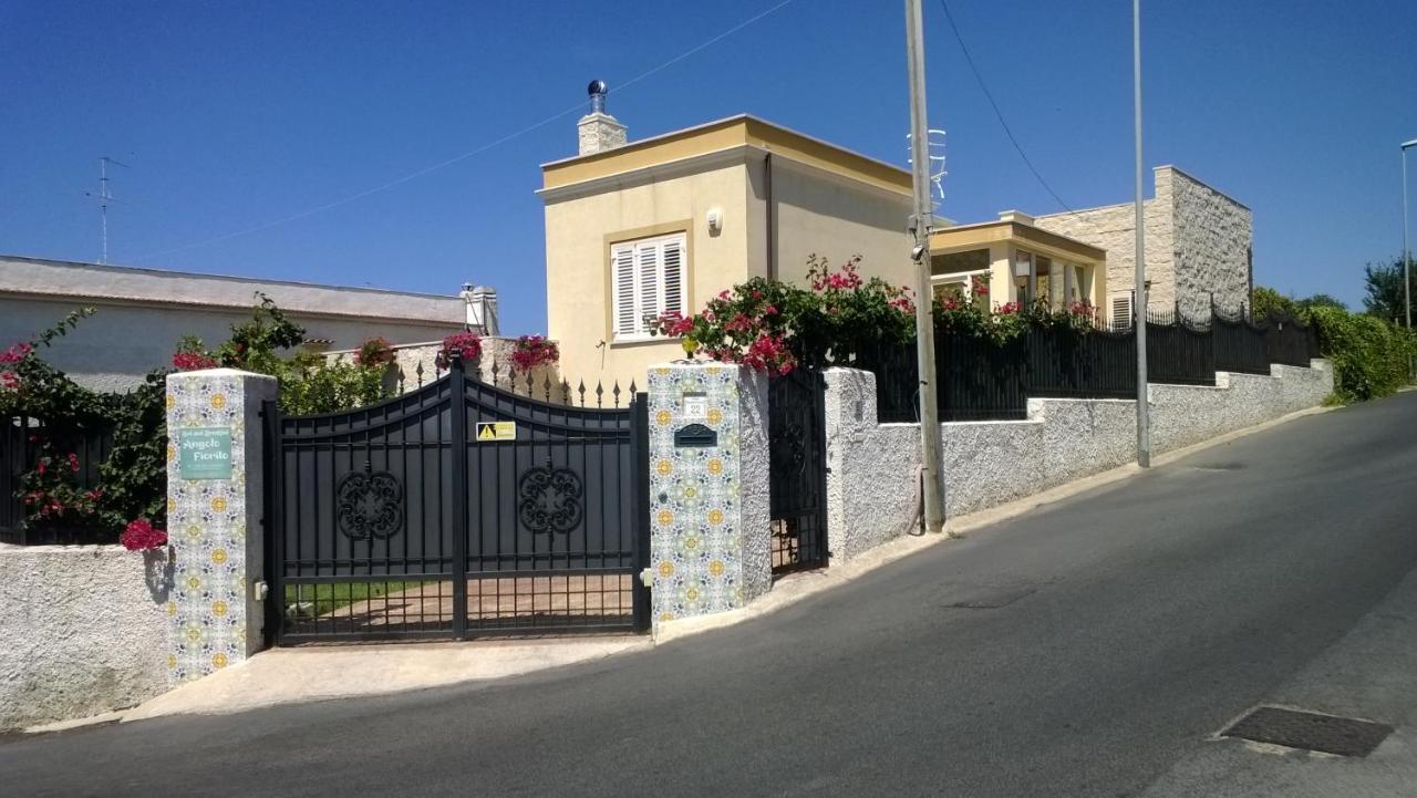 Bed And Breakfast Angolo Fiorito Civitavecchia Exteriér fotografie