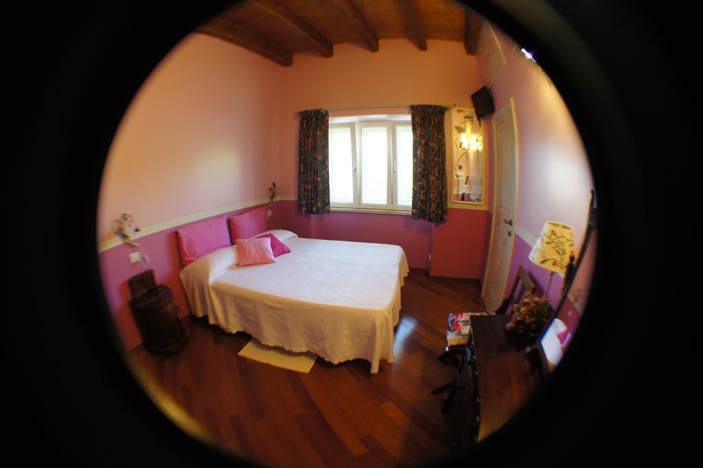Bed And Breakfast Angolo Fiorito Civitavecchia Exteriér fotografie